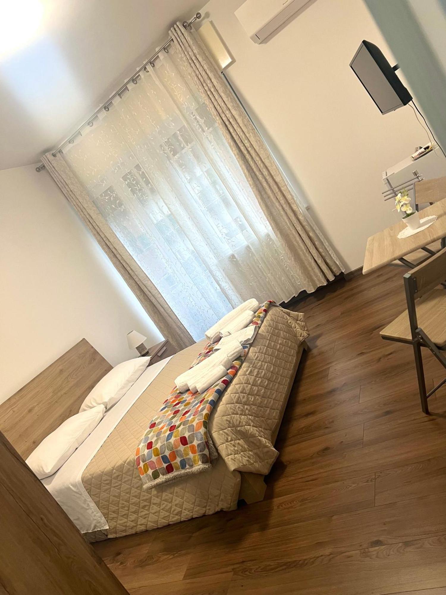 Juliet N - Rental Rooms Verona Esterno foto